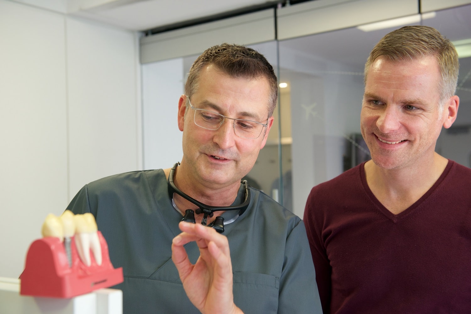 Implantologische Beratung durch Implantologe Rüdiger Mintert