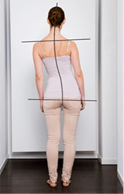 03 cmd koerperhaltung schulter verschieden hoch