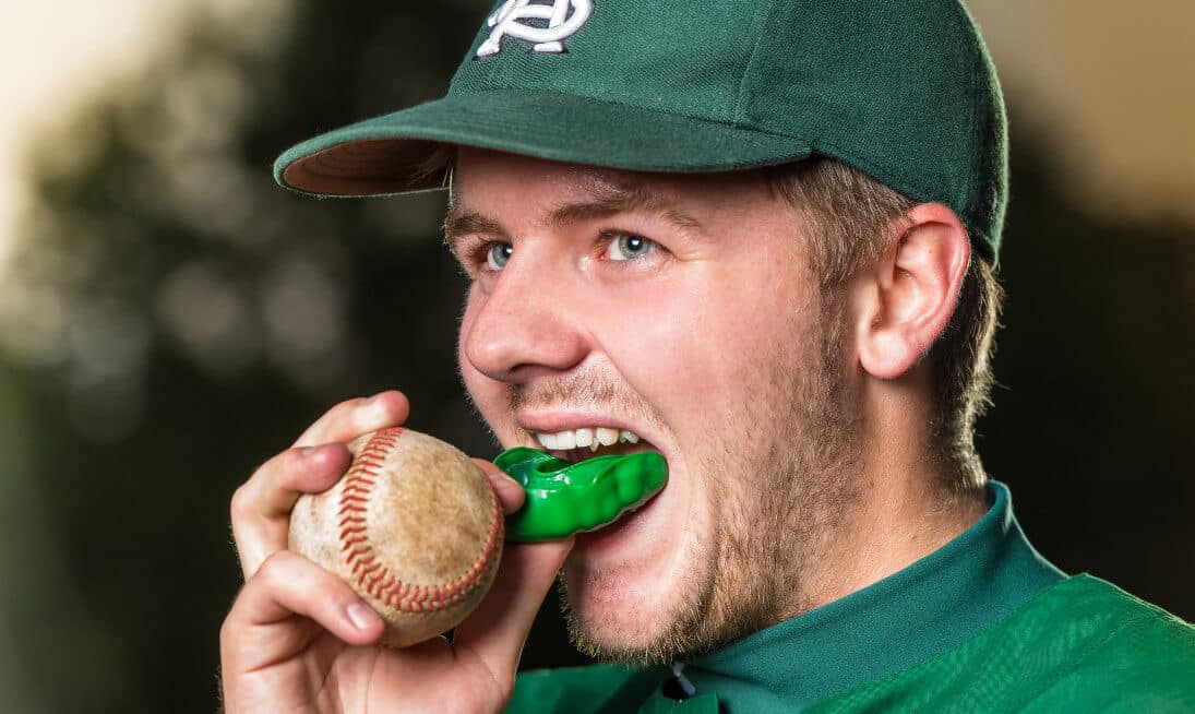zahntrauma zahnschutz sport baseball