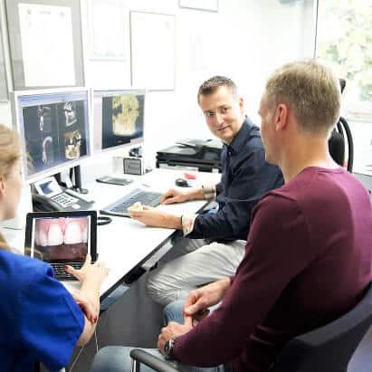 Zahnimplantation Schritt: 3 Beratungsgespräch