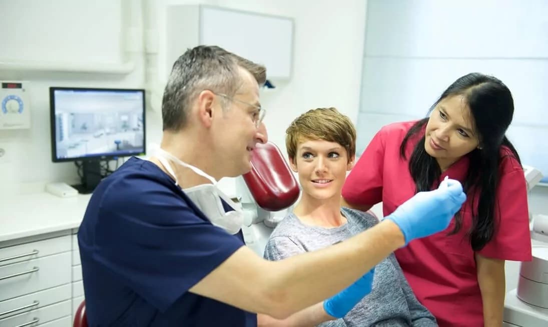Implantate Dortmund - Zahnarzt-Beratung bei ZPK