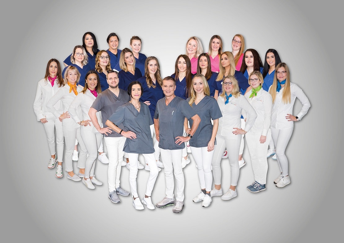 Team der Zahnärztlichen Praxisklinik Herne